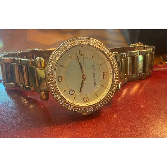 Women's 40mm Gold Tone Michaell Kors Watch, Crystal Accents, MK-5089 - Picture 1 of 4